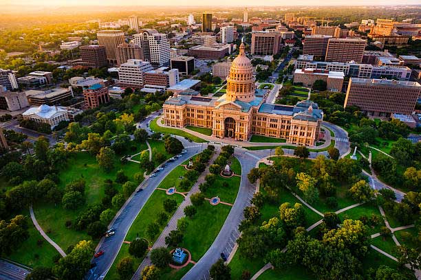 Business-and-local-government-capitol